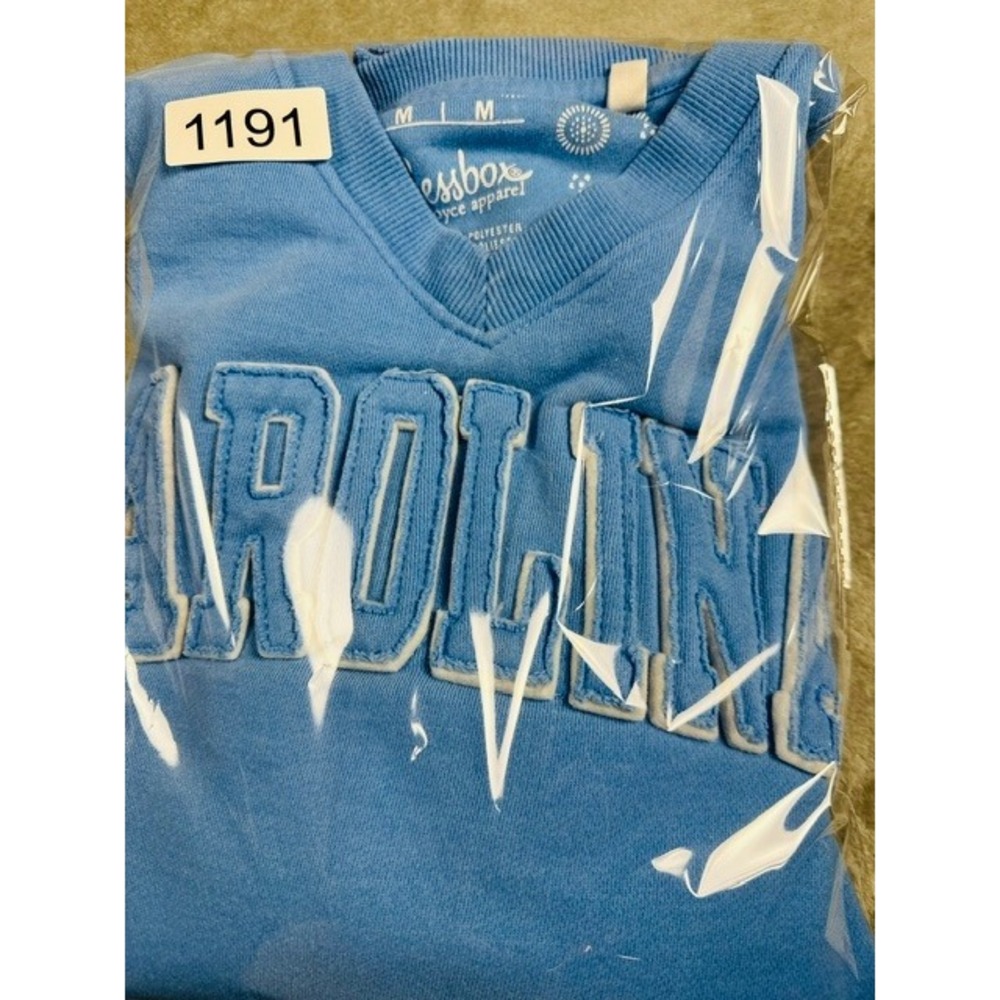 Pressbox Sweatshirt Womens Medium Carolina Blue V-Neck High-Low Raw Hem Pullover - Picture 7 of 7